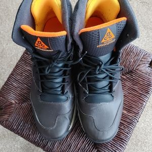 Nike Stasis ACG Boots